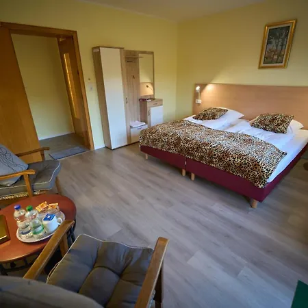 Limburger Mika -whg3zimmer P&wallbox Garten 民宿 拉恩河畔林堡