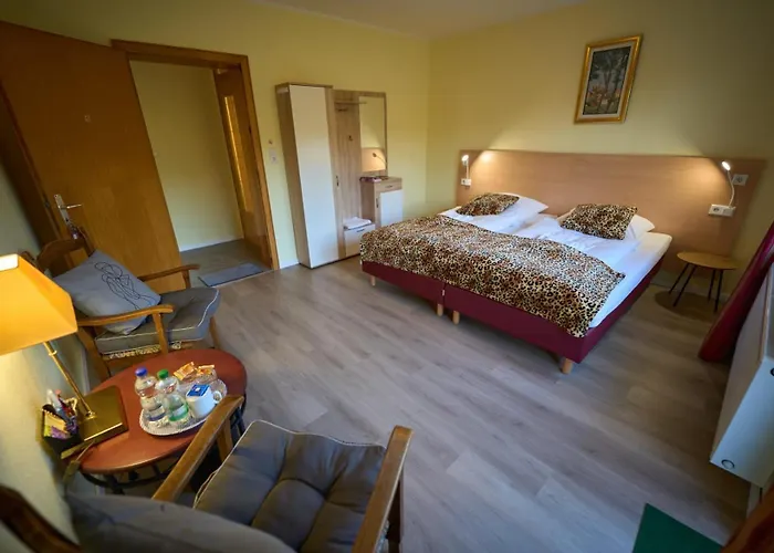 Limburger Mika -whg3zimmer P&wallbox Garten Quarto em Acomodações Particulares Limburg an der Lahn